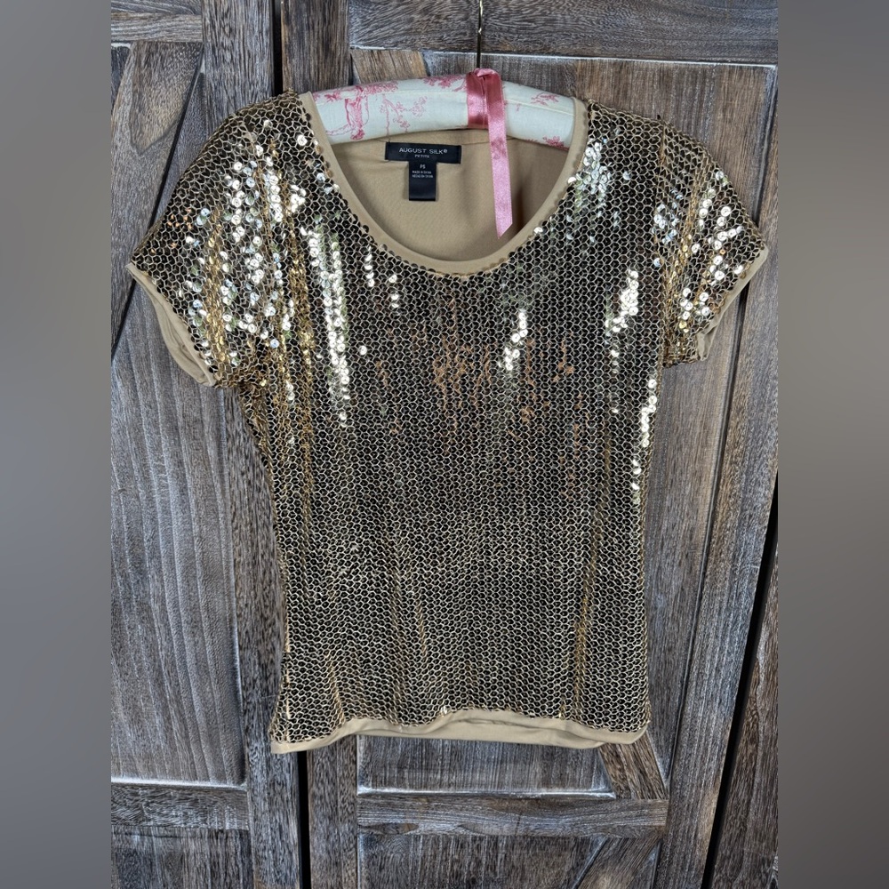 August Silk Gold Sequin Short Sleeve Tee‎